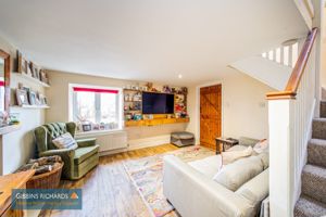 Sitting Room- click for photo gallery